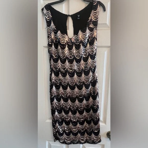 Windsor Dresses | Windsor Black Gold Sequin Dress | Color: Black/Gold | Size: L | Staled's Closet
